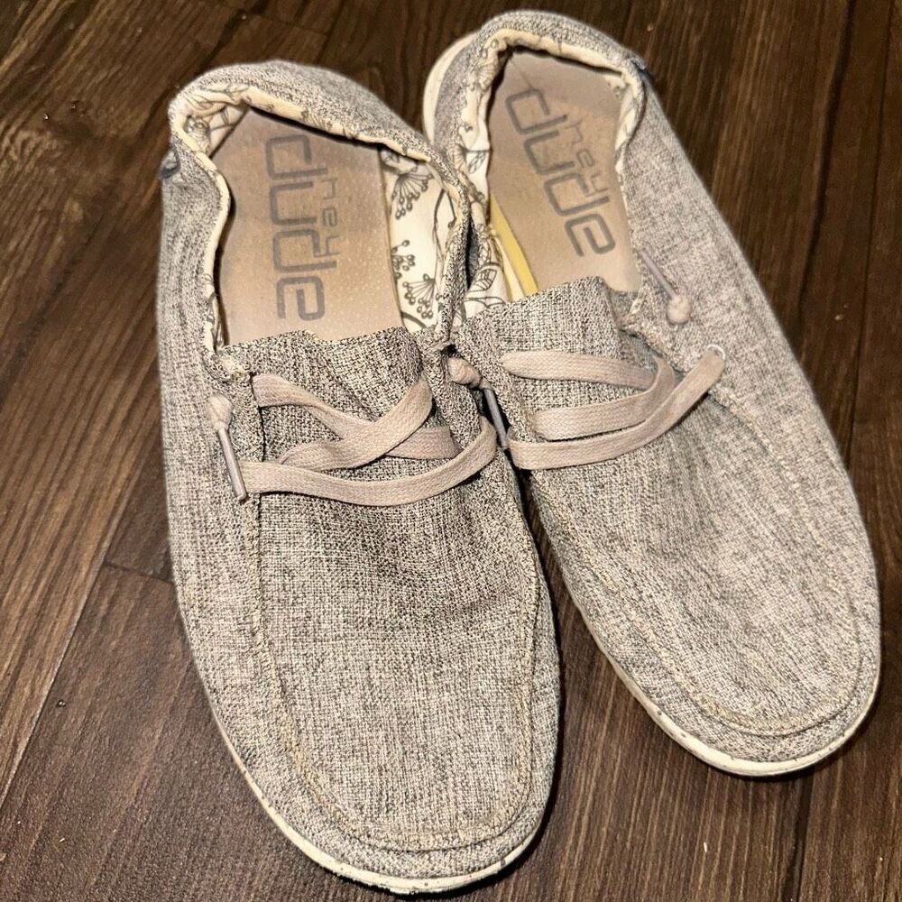 Hey Dude linen iron Wendy slip on size 8 normcore loafers
